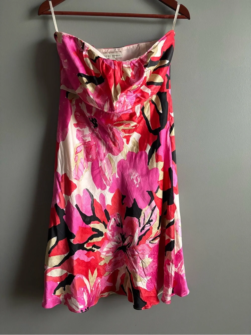 Banana Republic Vintage 100% Silk Strapless Midi Dress
